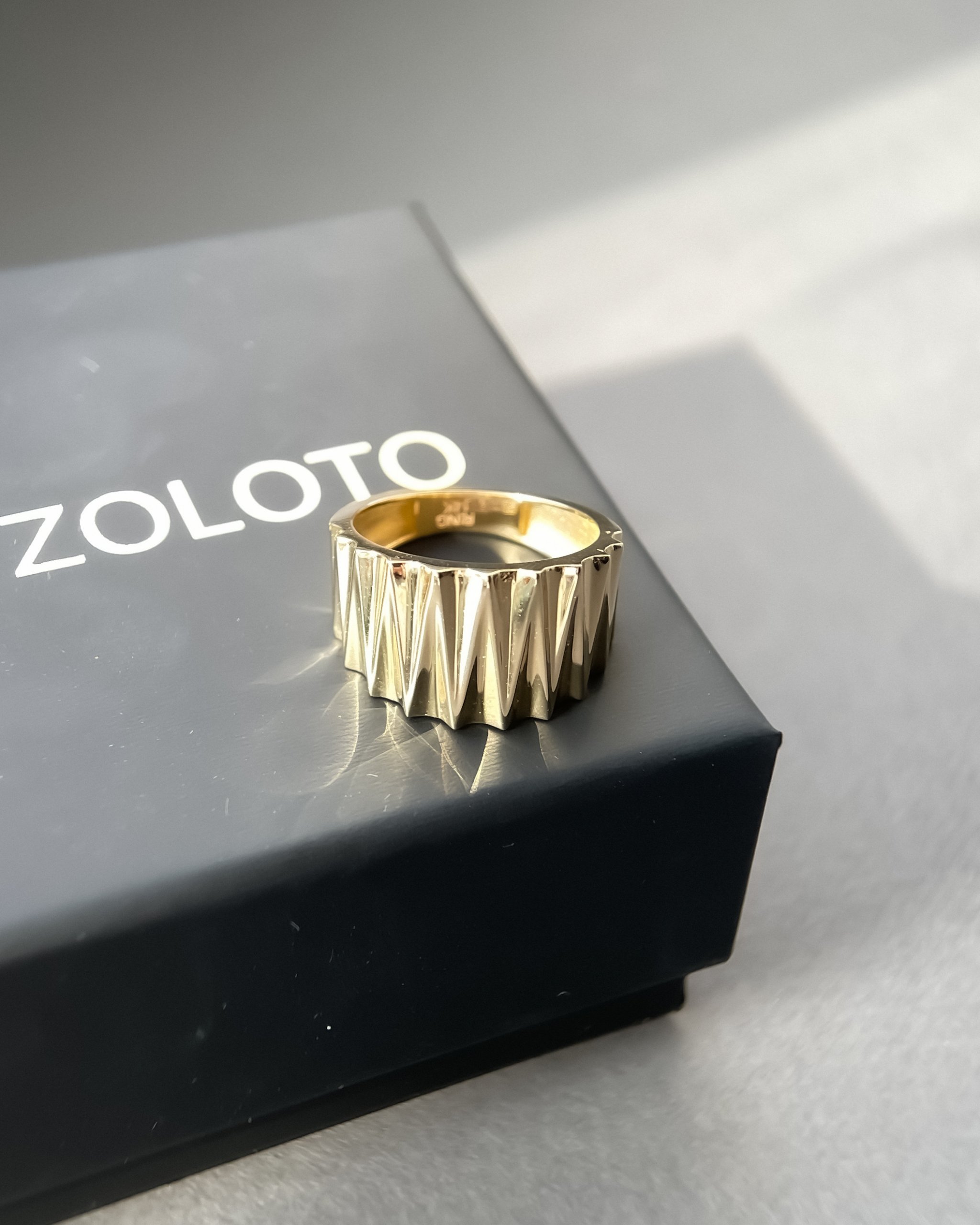 RGКО05л/486517690286 Кольцо 585